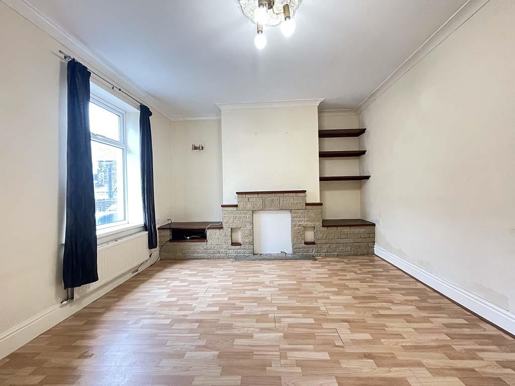 2 bedroom mid terrace house SSTC in Earby - Lounge